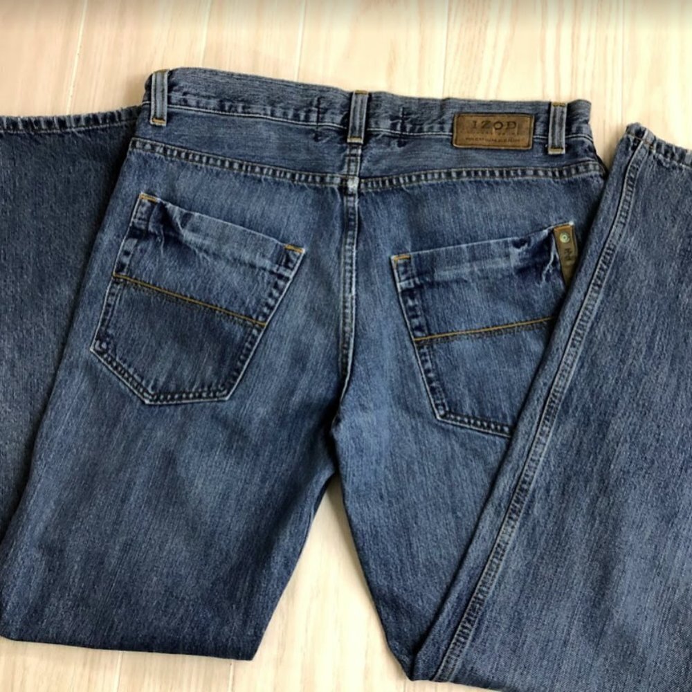 Izod Men's Denim Blue Jeans Relaxed Straight - Picture 3 of 11